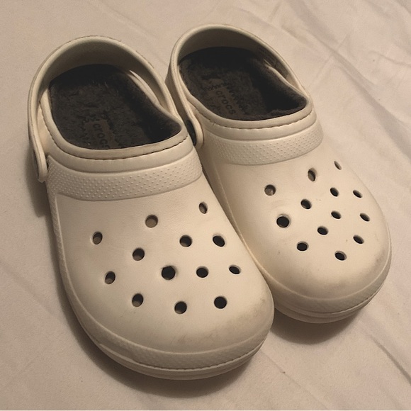 Kids’ Classic Lined Clog White Fuzzy Crocs Size C13 - Picture 7 of 9